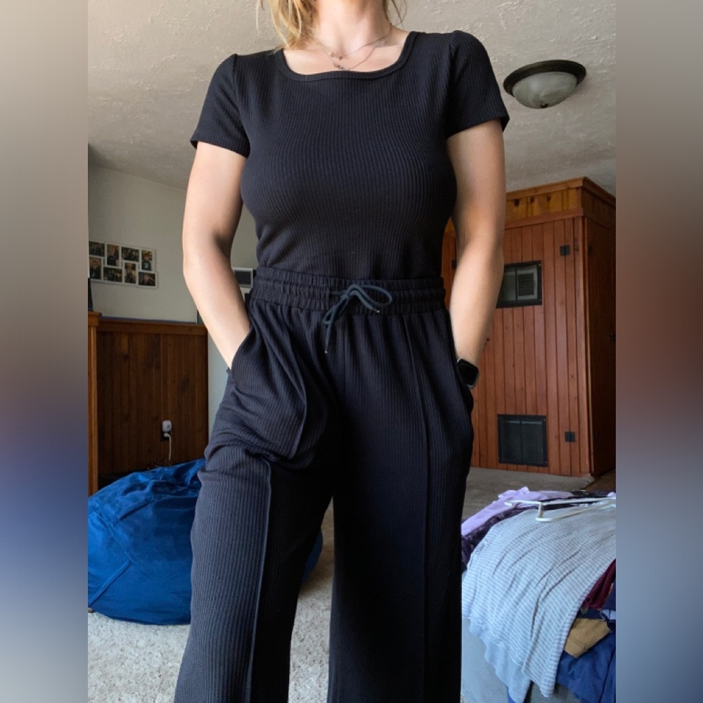 TWO PIECE SET